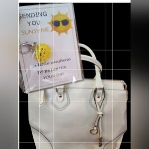 ASIA BELLUCCI WHITE PATENT LEATHER SATCHEL & CHARMS STRAP 14X12X20" CALLOUTS MIN